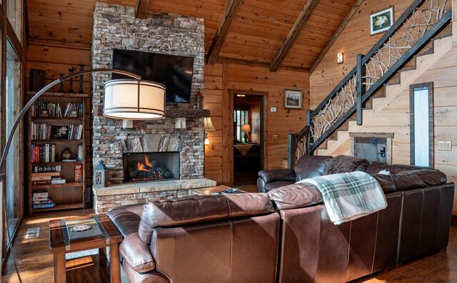 Image 7 for Mountain Top Lodge (3 Br Sleeps 8)