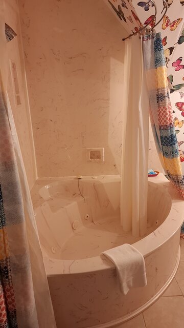 Image 5 for Bourbon Suite - Deluxe Spa King