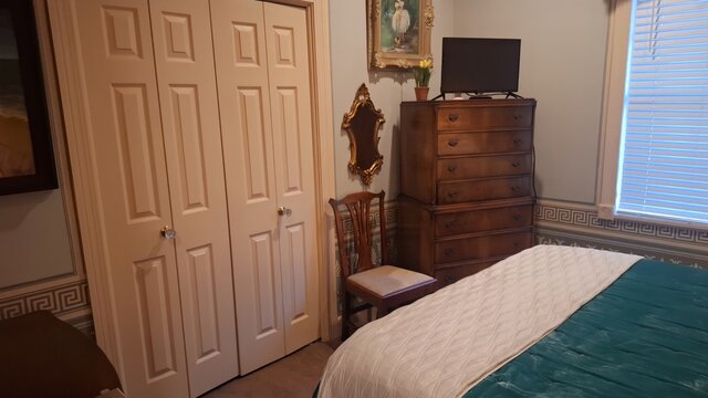 Image 3 for Bryan Room - Standard Double Queen