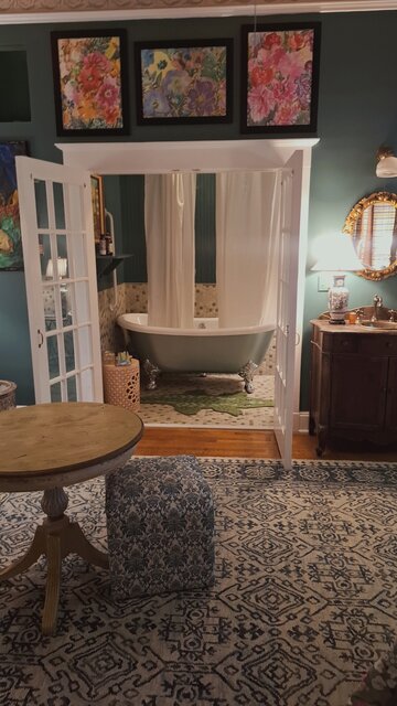 Image 8 for Baldridge Suite