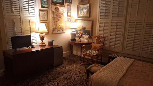 Image 3 for La Rouge Room - Standard Double Queen