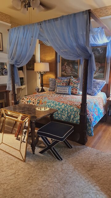 Image 4 for Wallace Suite