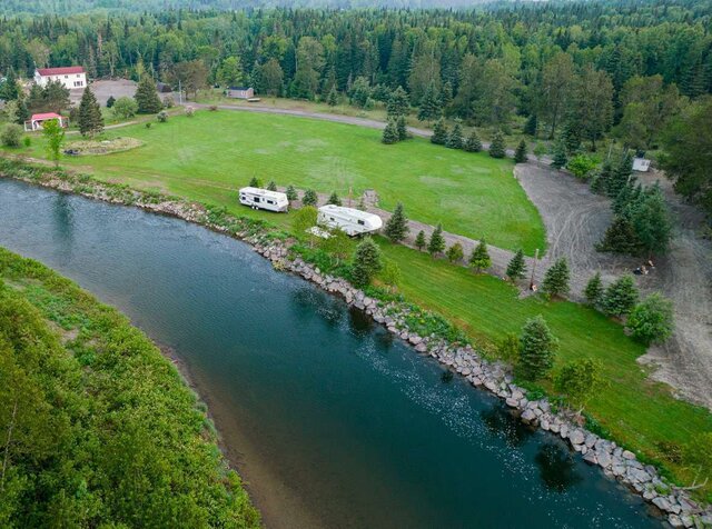 Image 1 pour Lot 02) 3 Services