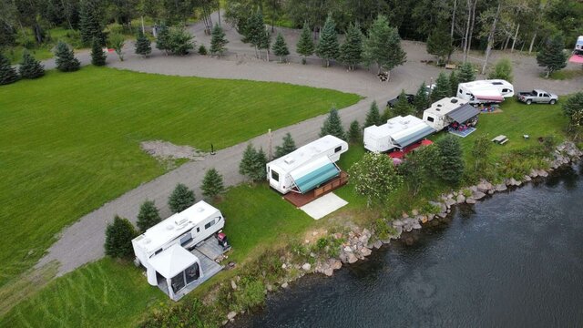 Image 2 pour Lot 11) 3 Services