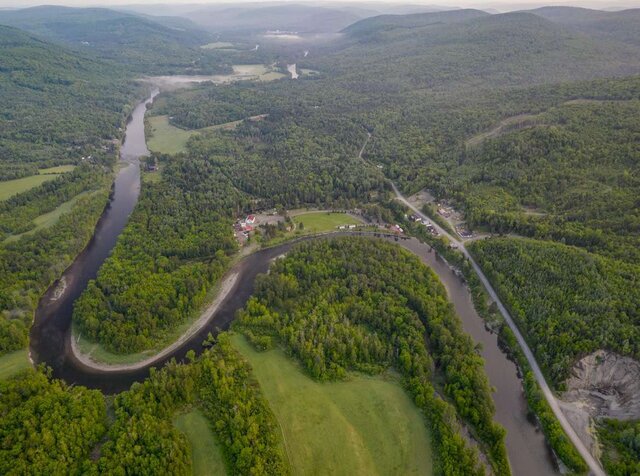 Image 6 pour Lot 05) 3 Services