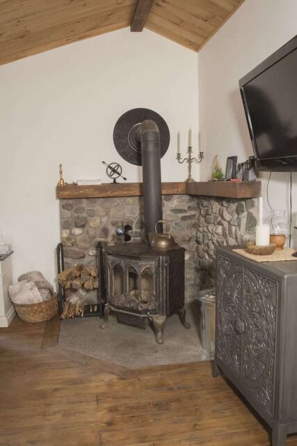 Image 8 pour 06) Sheriff Cottage