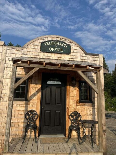 Image 1 pour 03) Telegraph Cottage / Chalet Telegraph