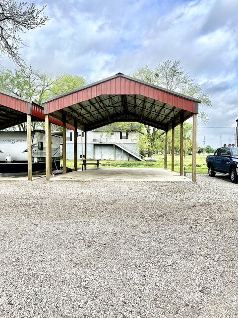 Image 1 for Site #303 (Back-In)