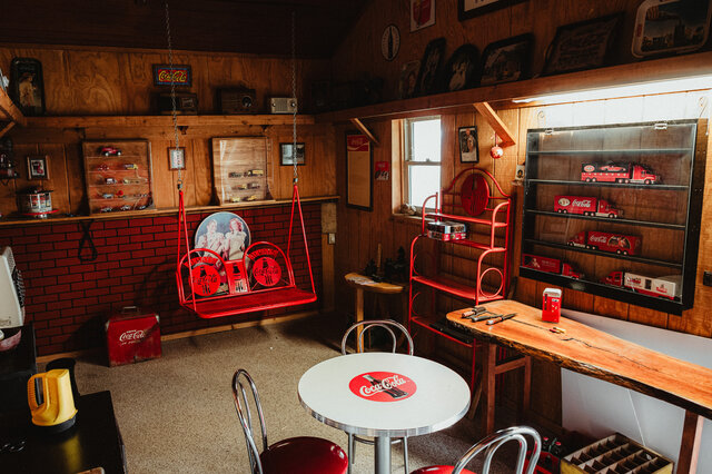 Image 7 for Governor's Cabin