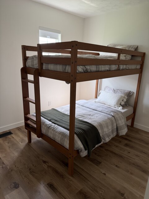 Image 14 for Farmhouse Suite