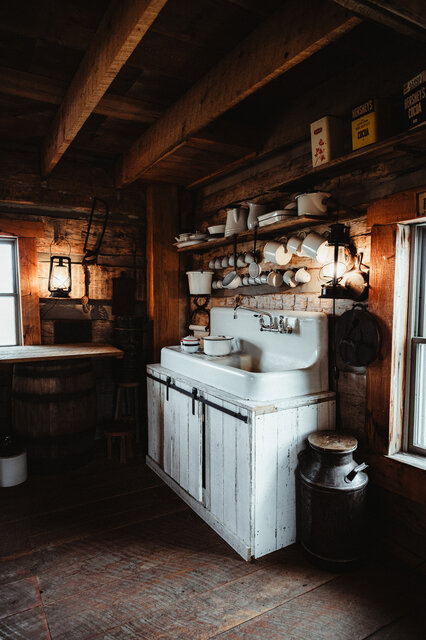 Image 15 for Governor's Cabin