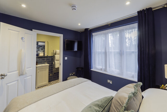 Image 2 for Cosy Double