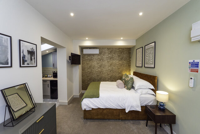 Image 1 for The Sidings Suite