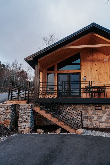 Image 3 for Mollies Ridge