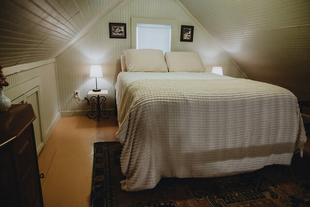 Image 11 for The Fox Cabin, at Fox Bird Grove