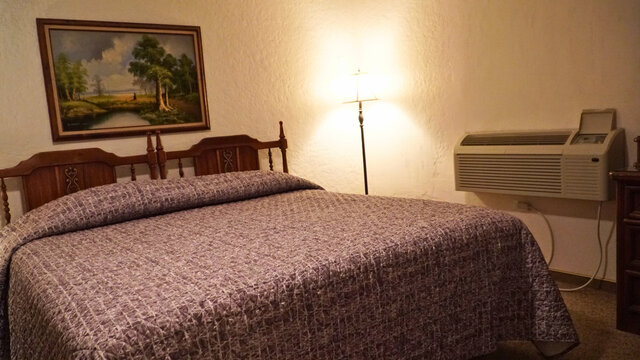 Image 2 for One King Bed with Bathtub/Shower