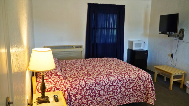 Image 1 for One Queen Bed with Bathtub/Shower
