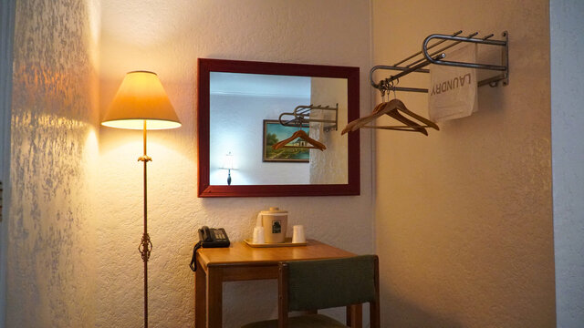 Image 2 for One Queen Bed with Shower