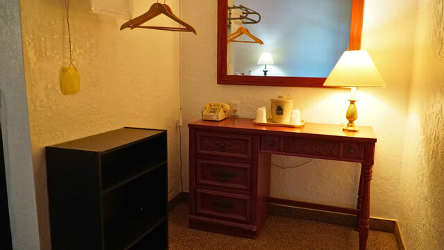 Image 2 for One Queen Bed with Shower