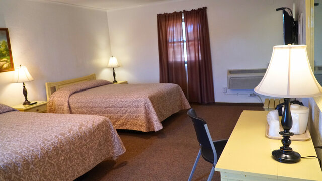 Image 1 for Two Queen Beds with Bathtub/Shower