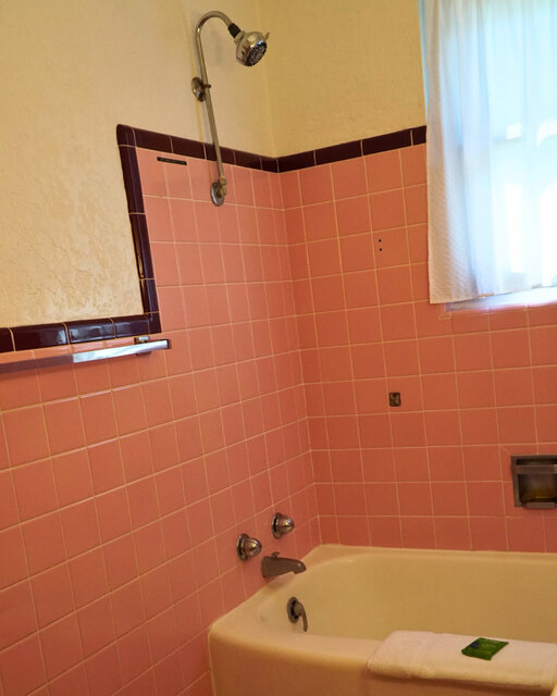 Image 8 for One King Bed with Bathtub/Shower