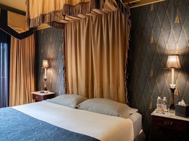 Decor Reminiscent of an English Castle