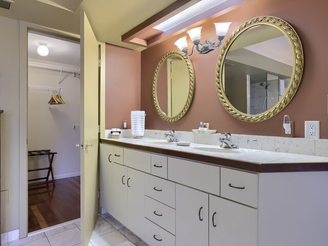 Image 6 for The Tower Suite