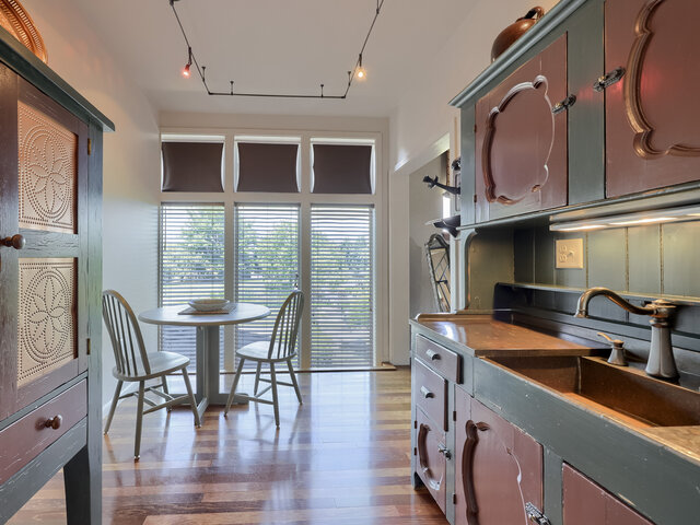 Image 5 for The Tower Suite