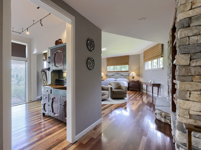 Image 4 for The Tower Suite