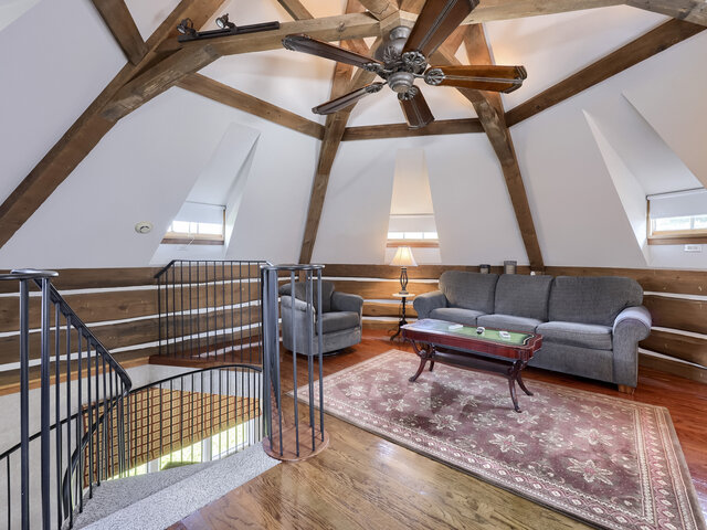 Image 10 for The Tower Suite