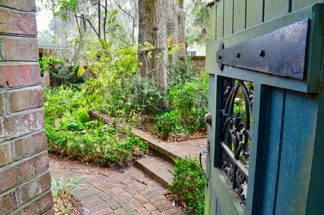 Image 3 for Jessica's Courtyard