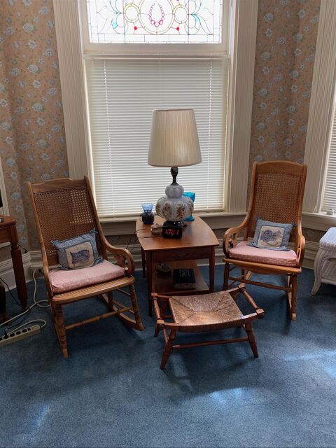 Image 3 for 2 Central Park (Full-Upstairs)