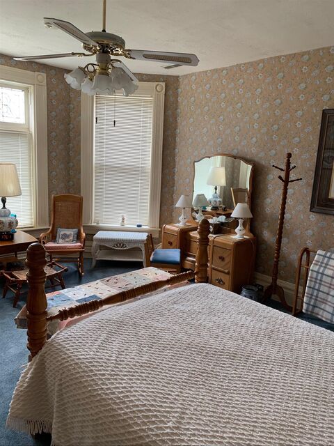 Image 4 for 2 Central Park (Full-Upstairs)