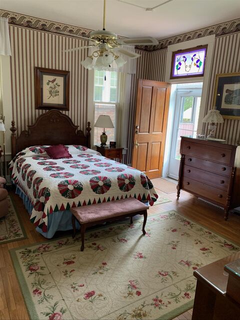 Image 1 for 1 Audubon Mill Park  (Queen-Main Floor)