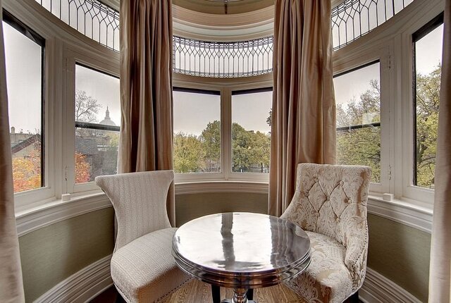 Image 3 for Cathedral Suite