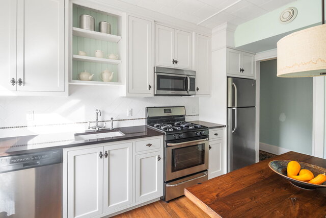 Image 4 for New Victorian Penthouse