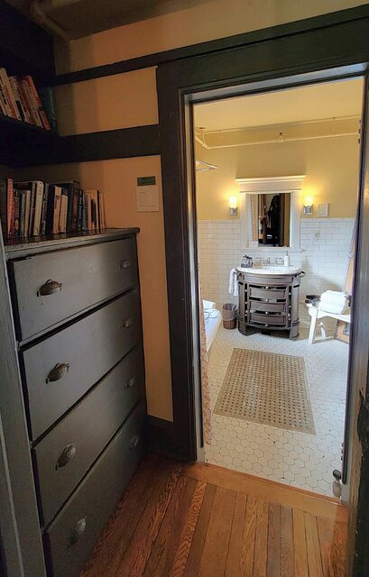 Image 5 for Library Suite