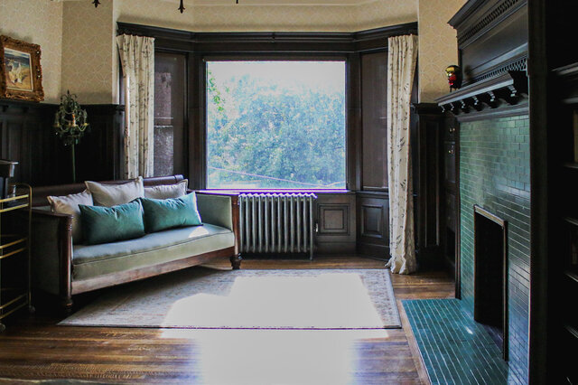 Image 3 for Royal Suite