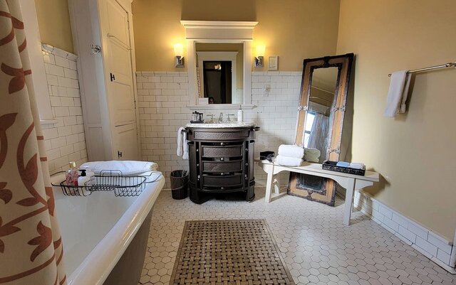 Image 4 for Library Suite