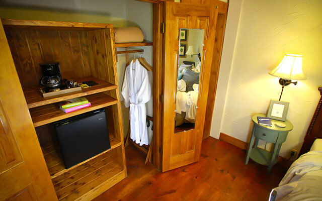 Image 6 for The MOON EYE