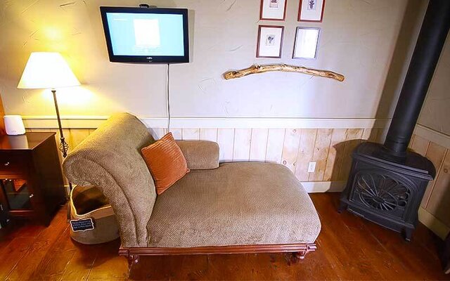 Image 6 for The GRAND GAHUTI