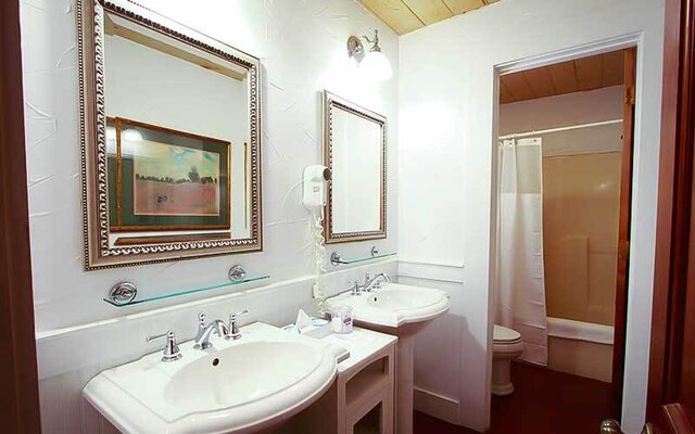 Image 4 for The GRAND GAHUTI