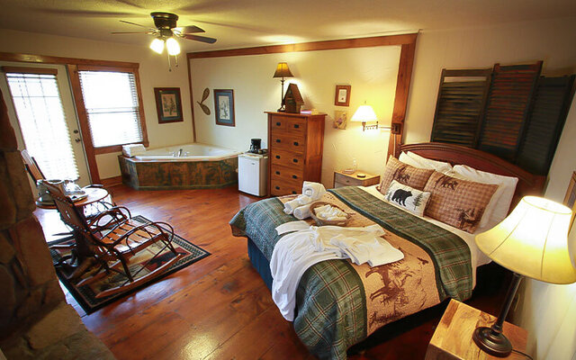 Image 1 for The FIELDSTONE