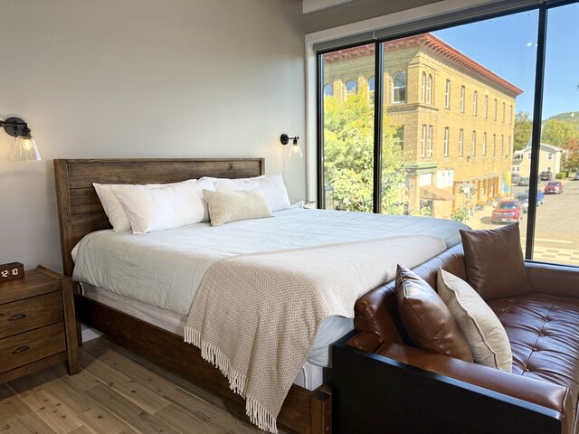 Image 3 for Franklin