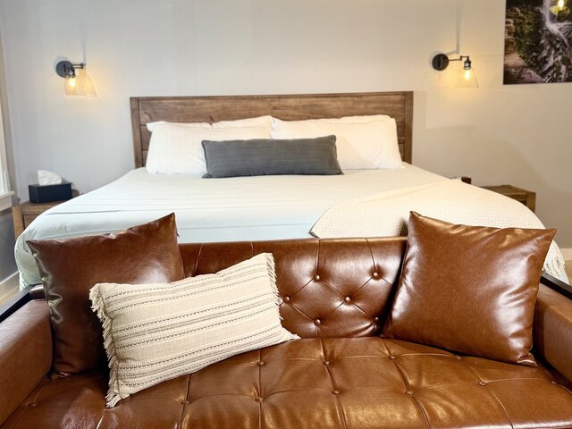 Image 2 for Salubria