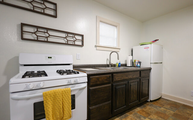 Image 6 for 4) Cottage #4