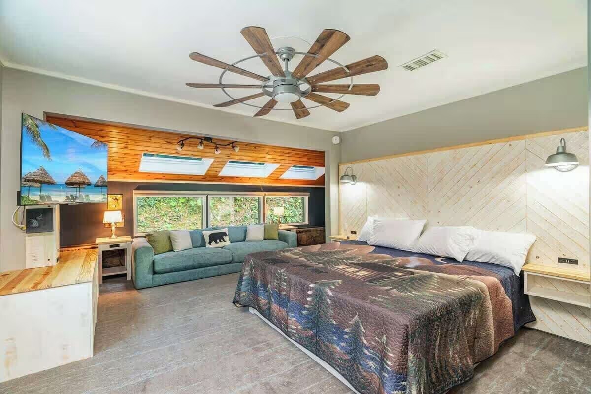 unit image
