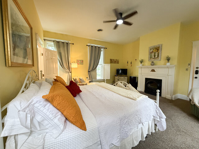 Image 4 for The Garden Room