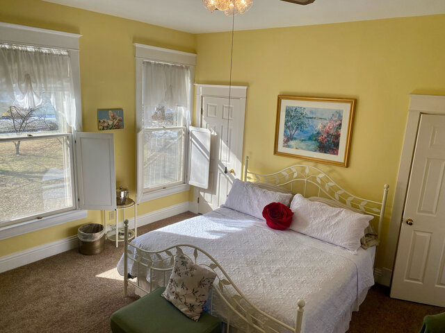 Image 3 for The Garden Room