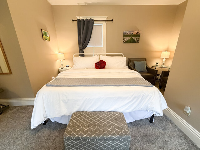 Image 4 for The Bluegrass Room